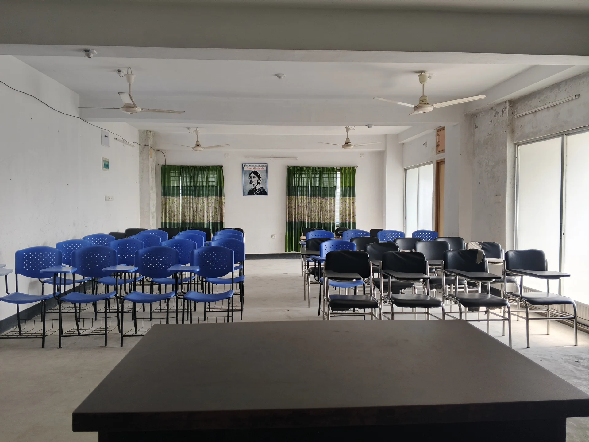 Academic Classroom (Room 701)